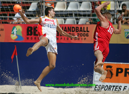 campeonato-balonmano-playa.jpg