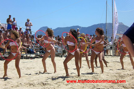 chicas de balonmano playa chearleaders